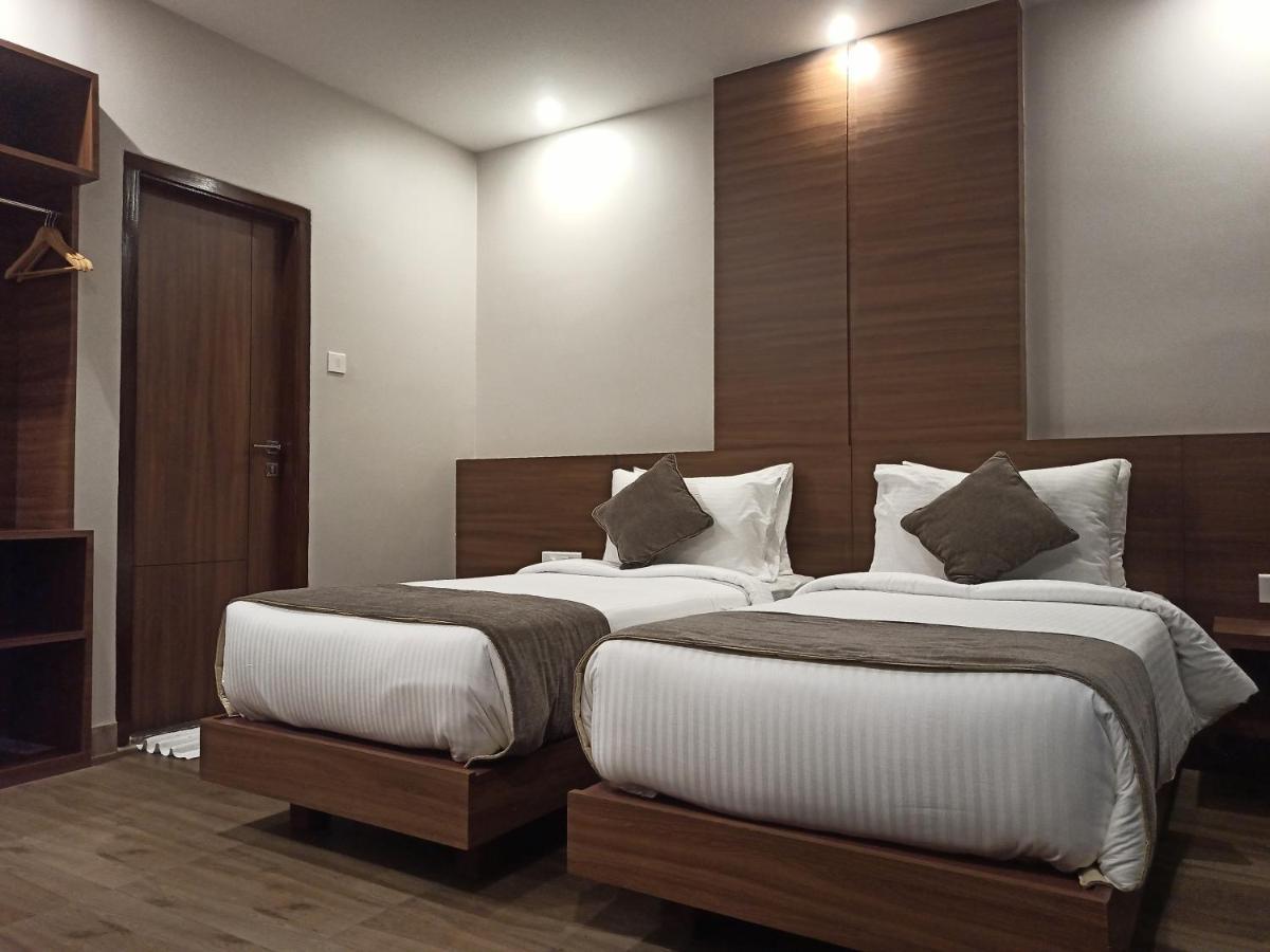 Hotel Tree Fern Dibrugarh Luaran gambar