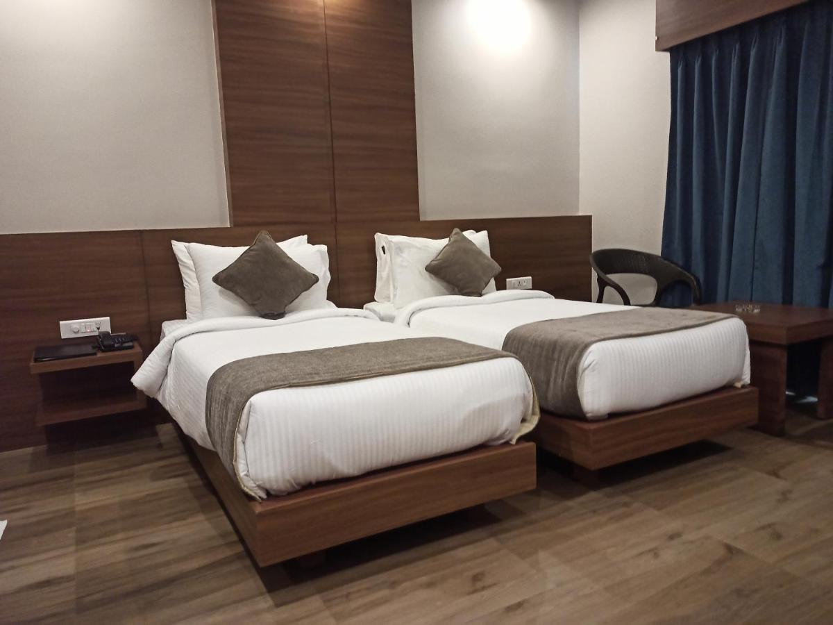Hotel Tree Fern Dibrugarh Luaran gambar