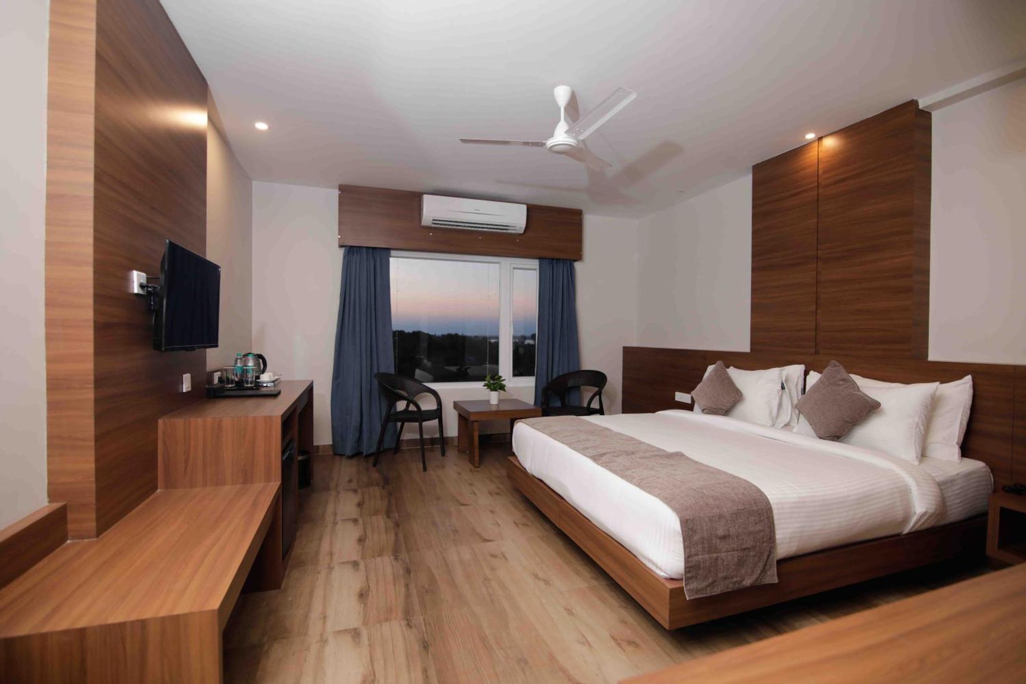 Hotel Tree Fern Dibrugarh Luaran gambar