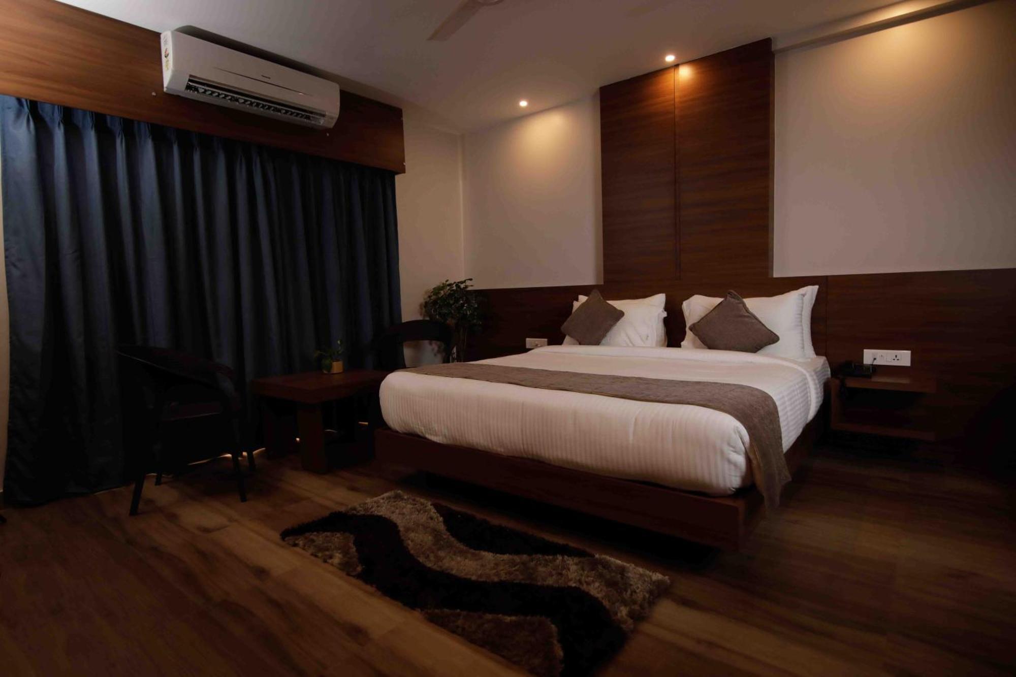 Hotel Tree Fern Dibrugarh Luaran gambar
