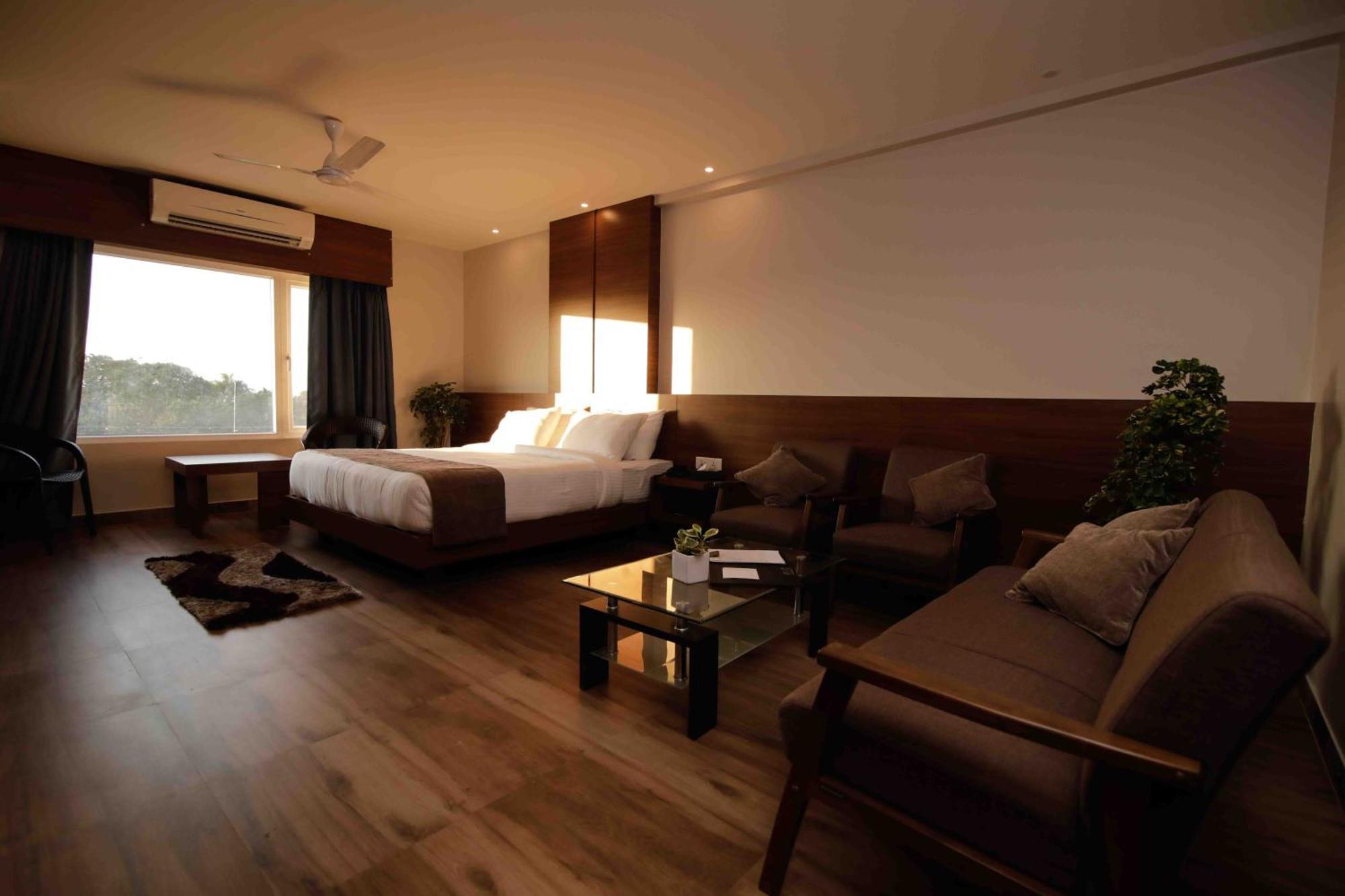Hotel Tree Fern Dibrugarh Luaran gambar